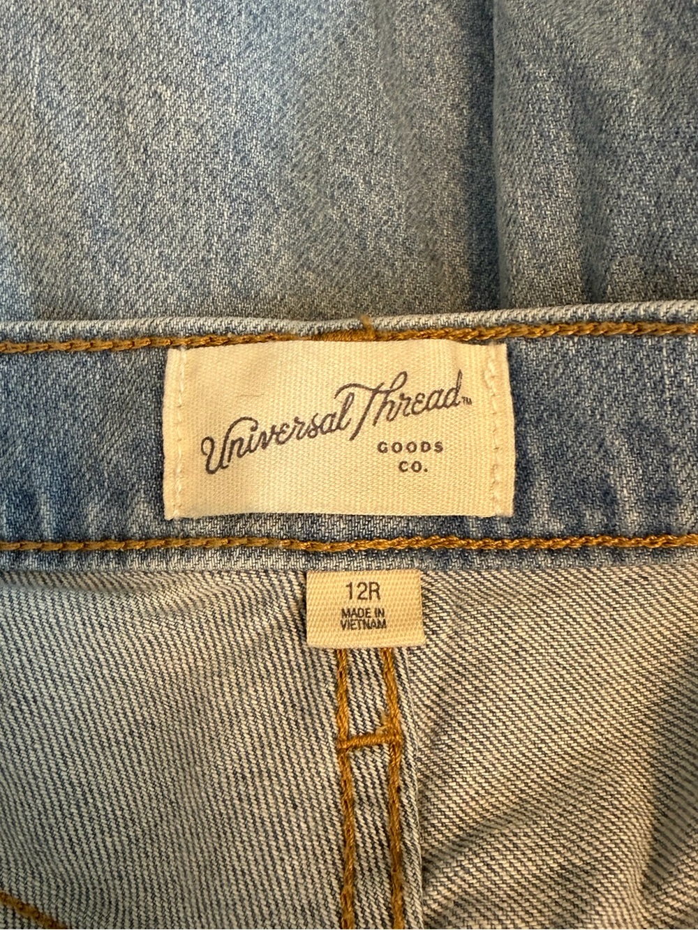 Universal Thread High Rise 90s Straight Rhinestone Jeans - Picture 9 of 13